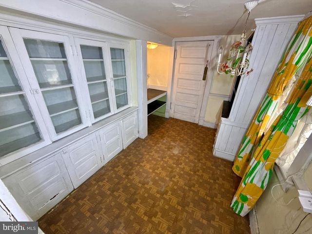 1017 WINCHESTER AVE, Martinsburg, WV 25401