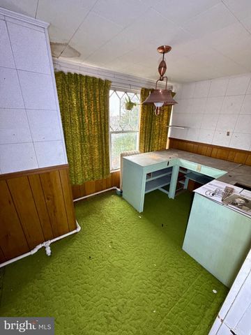 1017 WINCHESTER AVE, Martinsburg, WV 25401