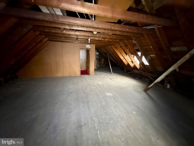 1017 WINCHESTER AVE, Martinsburg, WV 25401