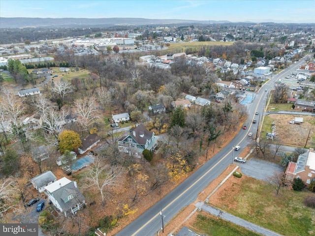 1017 WINCHESTER AVE, Martinsburg, WV 25401