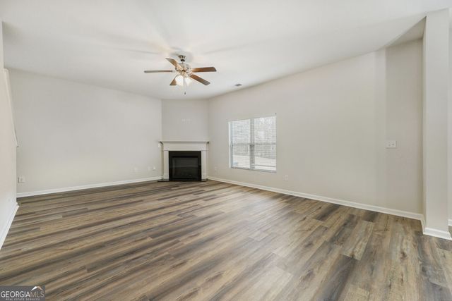 323 Bandelier Circle, Hampton, GA 30228