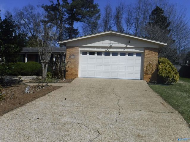10015 Strong Drive SE, Huntsville, AL 35803