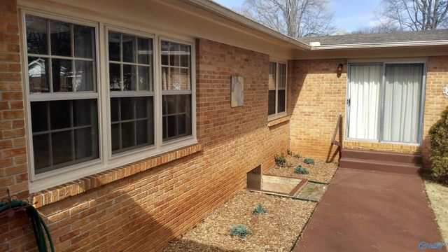 10015 Strong Drive SE, Huntsville, AL 35803