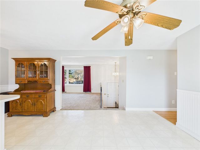 38 Pinecrest Drive, Exeter, RI 02822