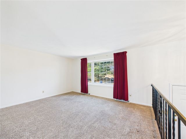 38 Pinecrest Drive, Exeter, RI 02822