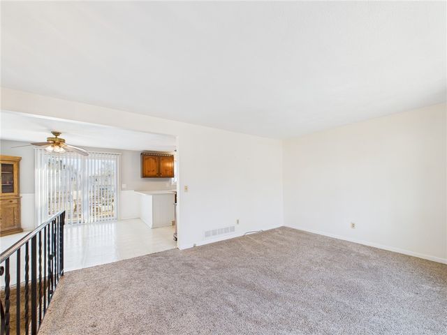 38 Pinecrest Drive, Exeter, RI 02822