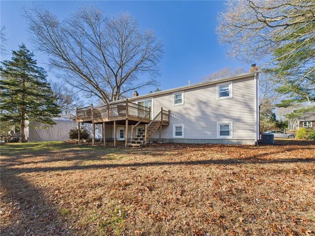 38 Pinecrest Drive, Exeter, RI 02822