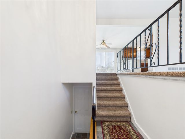 38 Pinecrest Drive, Exeter, RI 02822