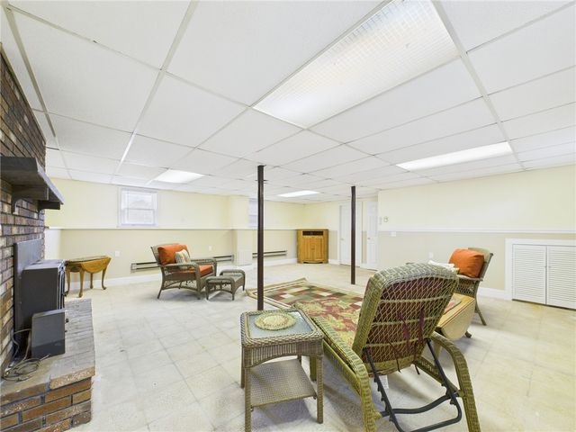 38 Pinecrest Drive, Exeter, RI 02822