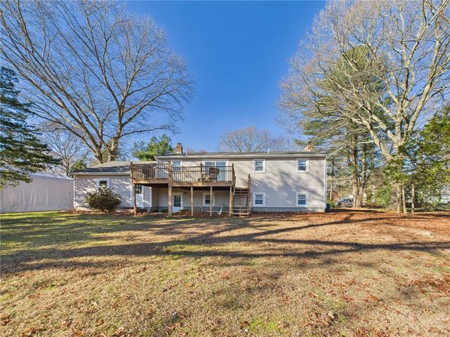 38 Pinecrest Drive, Exeter, RI 02822