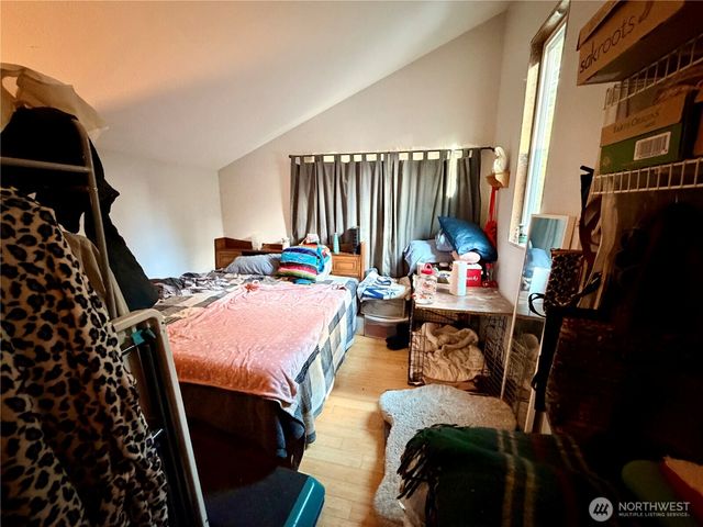 5040 SW Lake Helena Road, Port Orchard, WA 98367