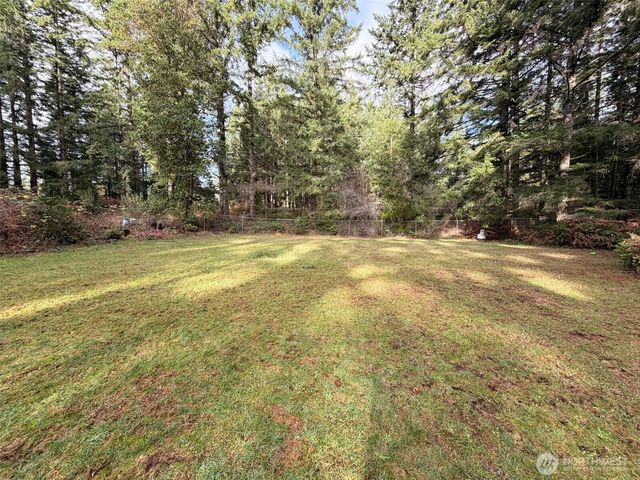 5040 SW Lake Helena Road, Port Orchard, WA 98367