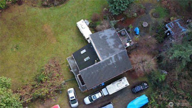 5040 SW Lake Helena Road, Port Orchard, WA 98367