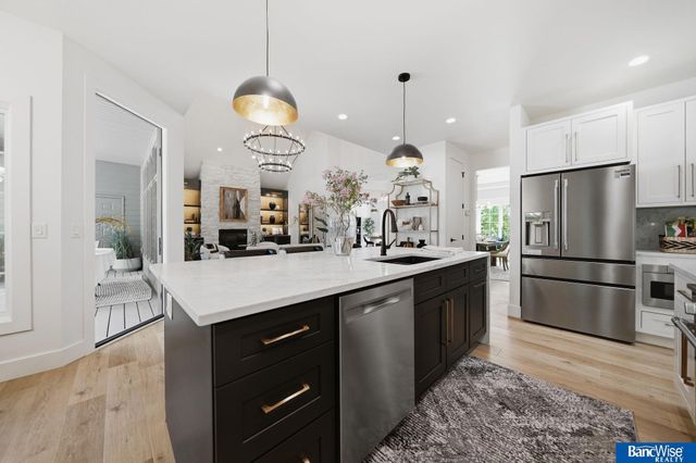 7841 Preserve Lane, Lincoln, NE 68516