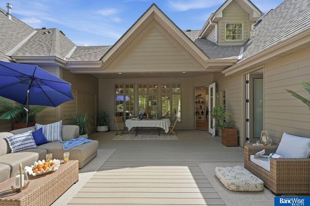 7841 Preserve Lane, Lincoln, NE 68516