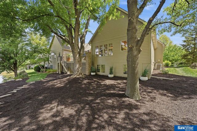 7841 Preserve Lane, Lincoln, NE 68516