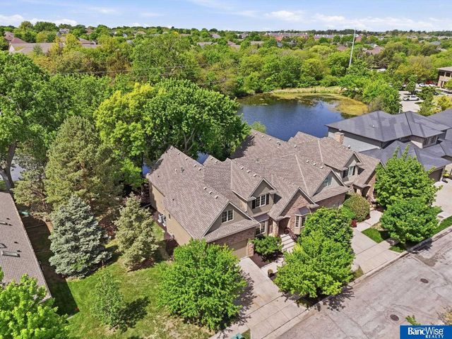 7841 Preserve Lane, Lincoln, NE 68516