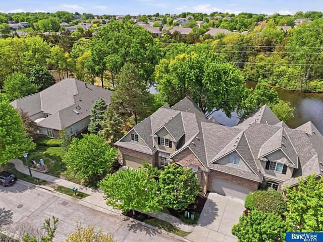 7841 Preserve Lane, Lincoln, NE 68516