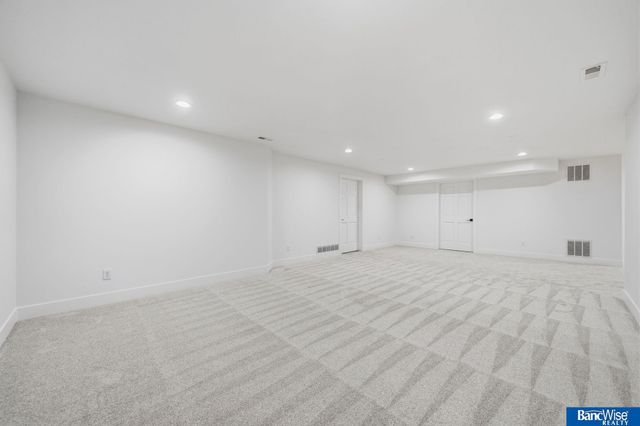 7841 Preserve Lane, Lincoln, NE 68516