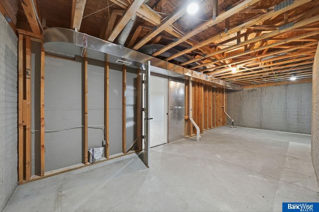 7841 Preserve Lane, Lincoln, NE 68516