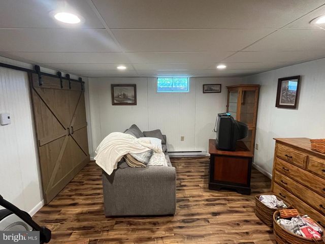 43 LINCOLN SCHOOL RD, Jonestown, PA 17038