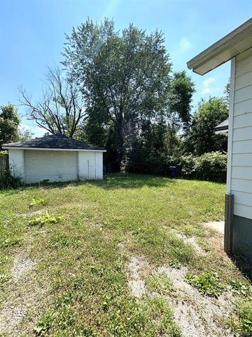 2414 Thom Street, Flint, MI 48506