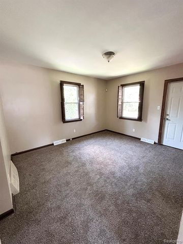 2414 Thom Street, Flint, MI 48506