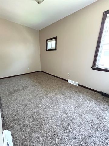 2414 Thom Street, Flint, MI 48506