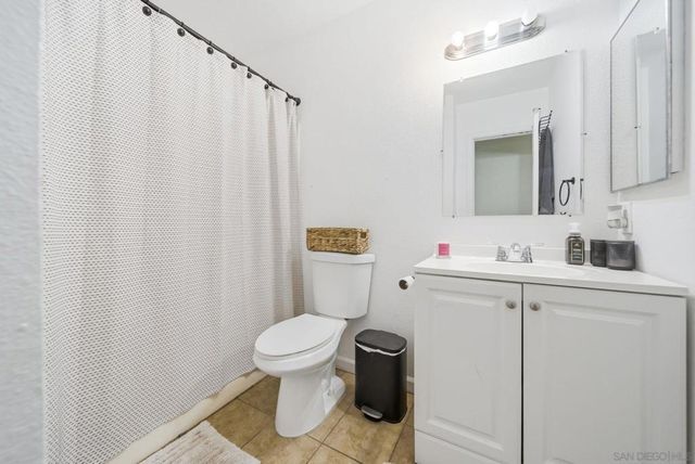 3870 37th St 4, San Diego, CA 92105