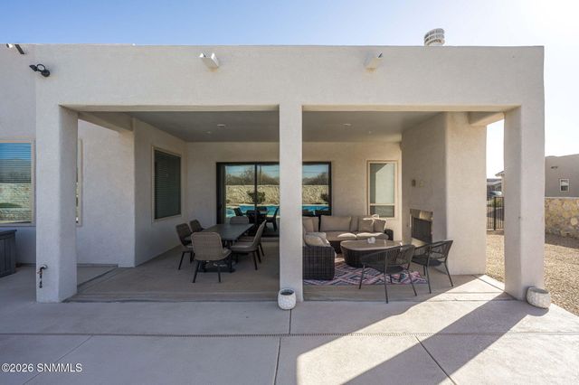 7521 Cubalaya Place, Las Cruces, NM 88007