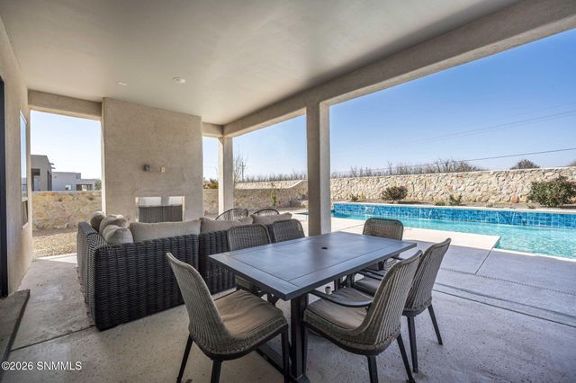 7521 Cubalaya Place, Las Cruces, NM 88007