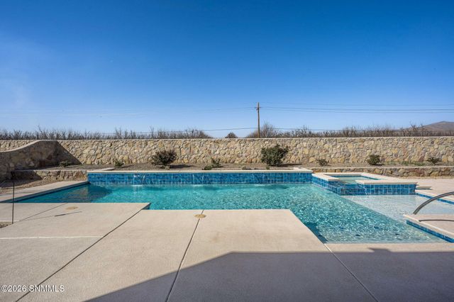 7521 Cubalaya Place, Las Cruces, NM 88007