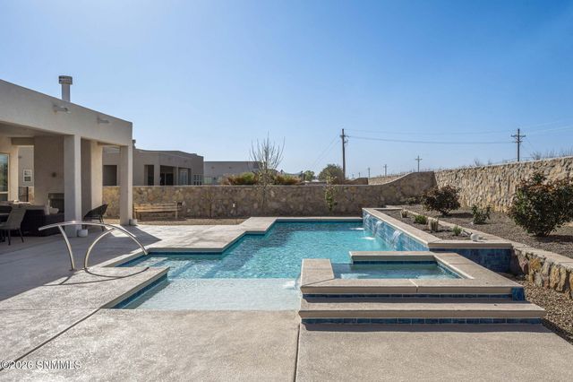 7521 Cubalaya Place, Las Cruces, NM 88007