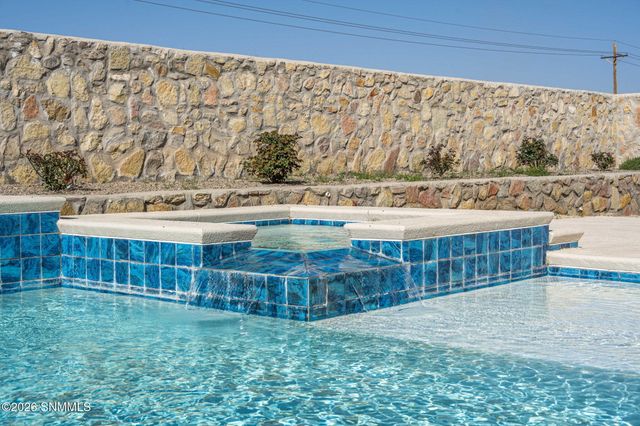 7521 Cubalaya Place, Las Cruces, NM 88007