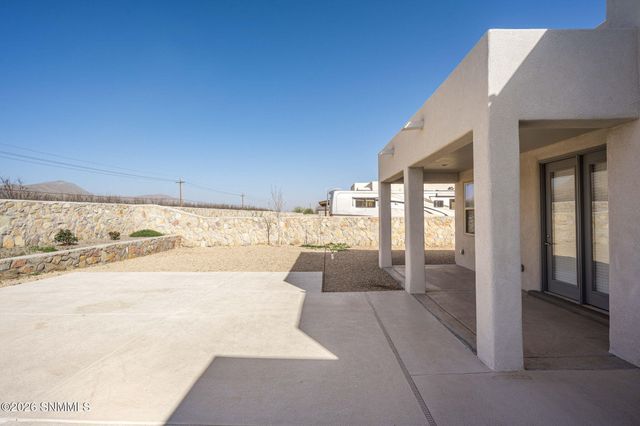 7521 Cubalaya Place, Las Cruces, NM 88007