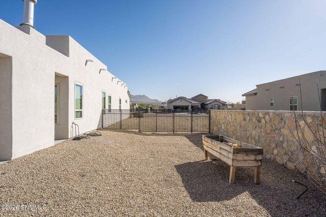 7521 Cubalaya Place, Las Cruces, NM 88007