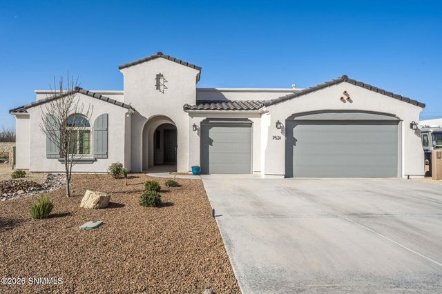 7521 Cubalaya Place, Las Cruces, NM 88007