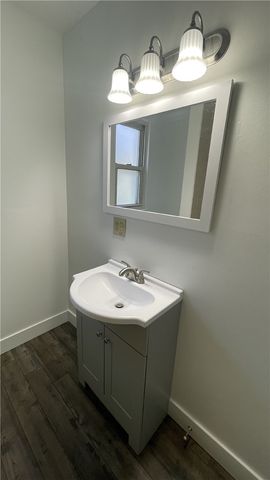 424 W 7th Ave 1, Tarentum, PA 15084