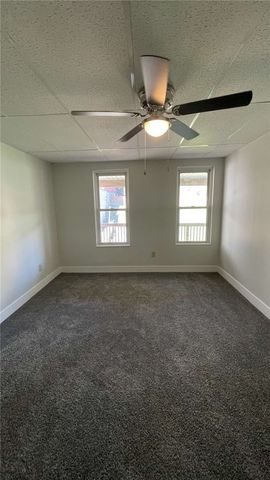 424 W 7th Ave 1, Tarentum, PA 15084