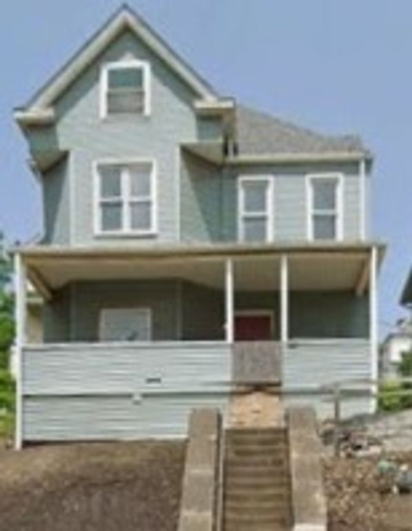 424 W 7th Ave 1, Tarentum, PA 15084