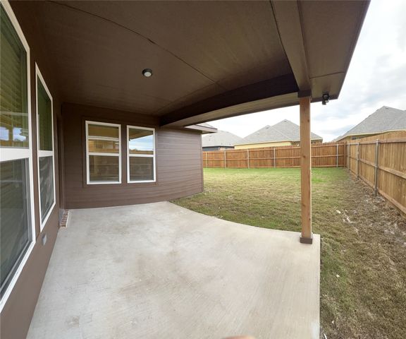 906 Hardaway Drive, Greenville, TX 75402
