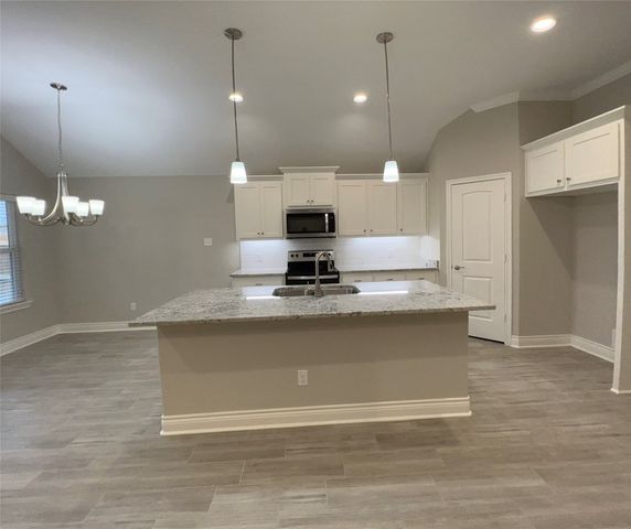 906 Hardaway Drive, Greenville, TX 75402