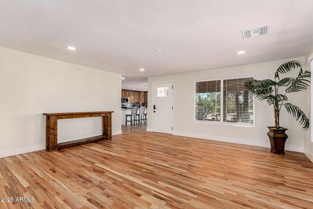 30120 N 70TH Street, Scottsdale, AZ 85266