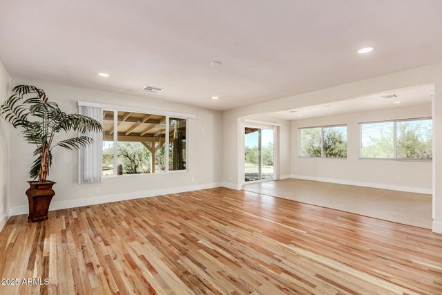 30120 N 70TH Street, Scottsdale, AZ 85266