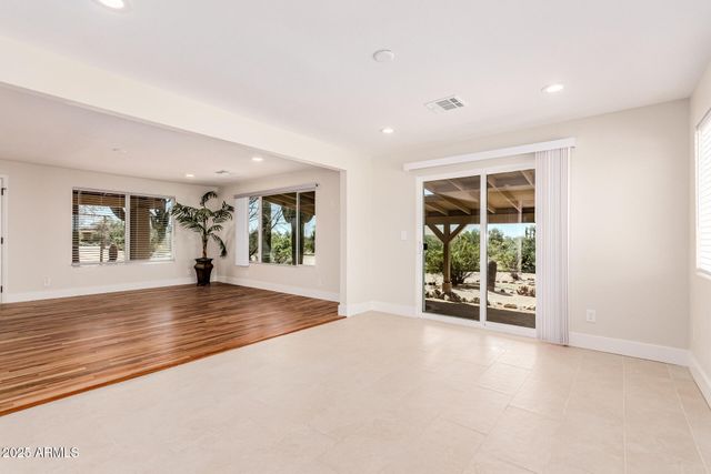 30120 N 70TH Street, Scottsdale, AZ 85266