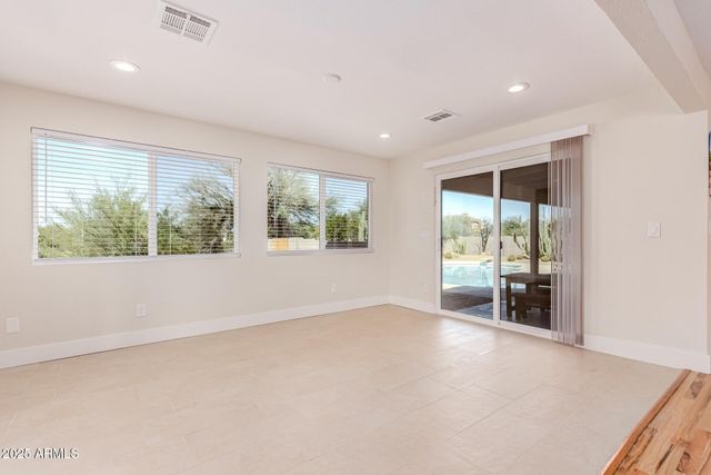 30120 N 70TH Street, Scottsdale, AZ 85266