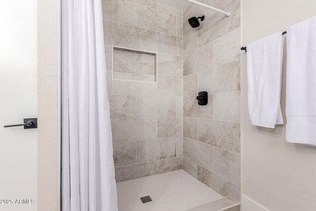 30120 N 70TH Street, Scottsdale, AZ 85266