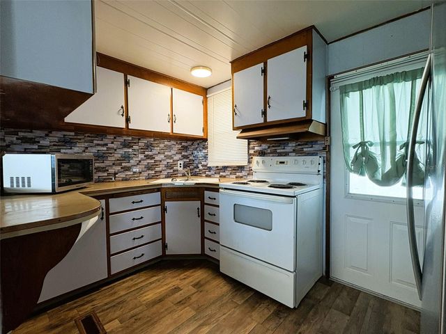 504 50TH AVENUE DR W AVENUE W, Bradenton, FL 34207