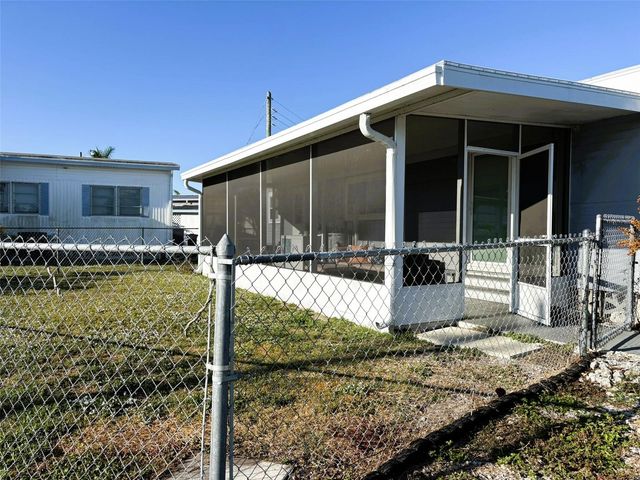 504 50TH AVENUE DR W AVENUE W, Bradenton, FL 34207