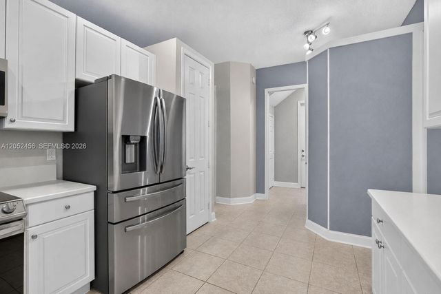 212 Catania Way, Royal Palm Beach, FL 33411